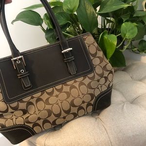 Authentic COACH bag , like new !